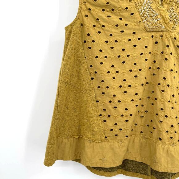 Anthropologie Akemi + Kin Cadiz Top Size XS Gold Yellow Embroidered Eyelet Boho - Picture 9 of 16